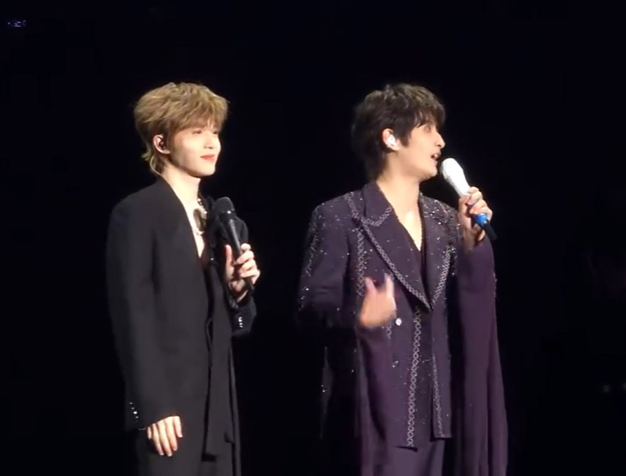 张远被李昊做局了现场氛围直接燃爆！张远跨年演唱会嘉宾是李昊，合唱《富士山下》深