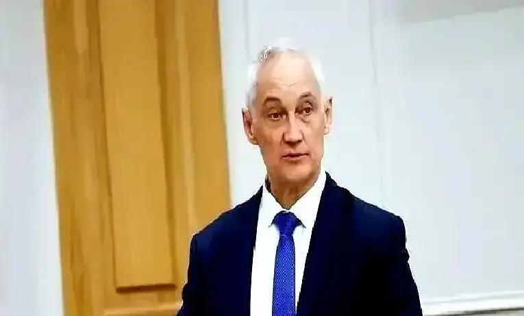 一觉醒来，天变了。库皮扬斯克，没了。就这么个地方，来来回回拉扯了快三年。乌军22