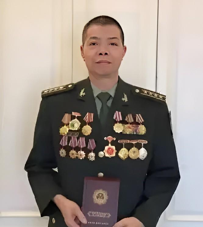 1985年，我军侦察兵隆志勇过境侦察，不料被巡逻越军认出，朝他开了一枪，