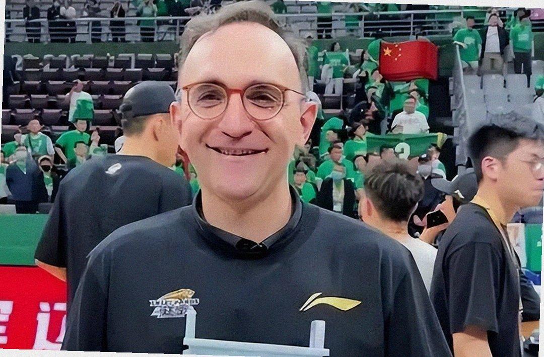 韩德君果断清空外援优先续约权莫兰德降薪请求被拒辽韩德君果断清空外援优先续约权