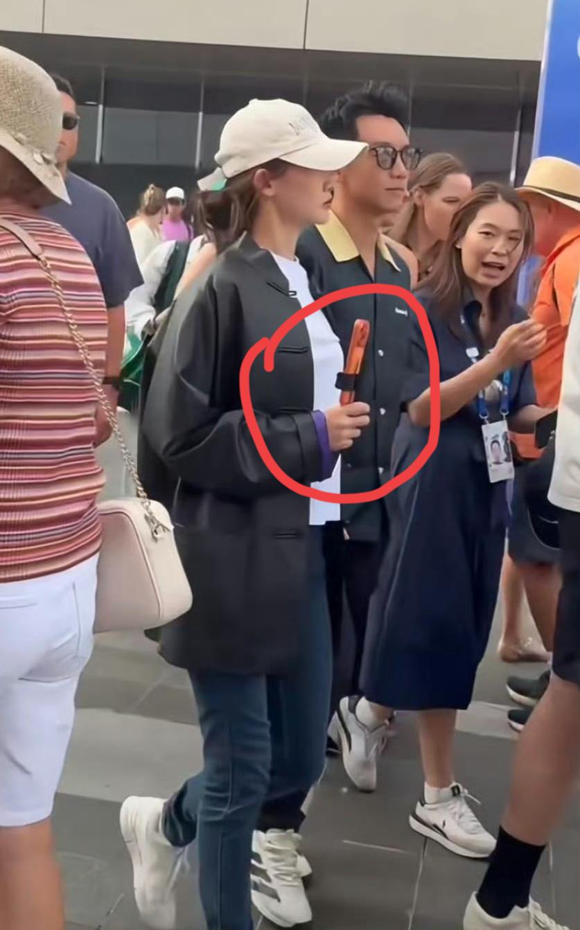 苗苗是个好老婆，但她有些行为，我是真觉得郑恺也挺不容易的就拿这次澳网来说，郑恺