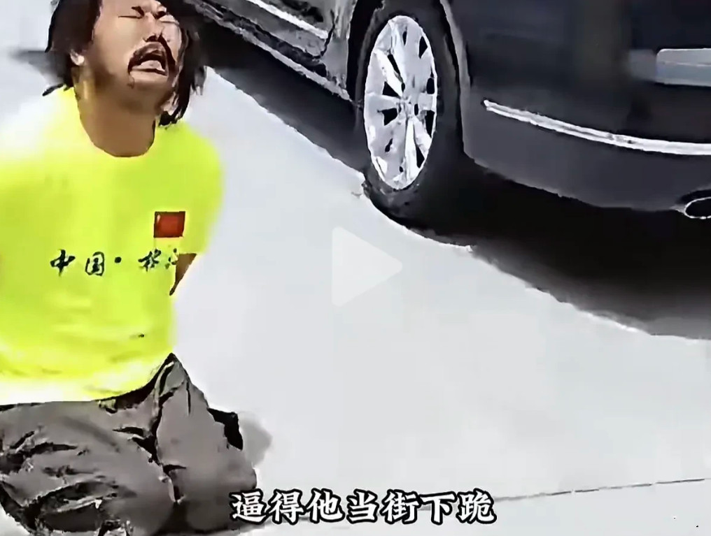 山东滨州某二手车贩卖给胡雷调表车，在支援榕江灾区途中瘫痪在半路上。事后胡雷上