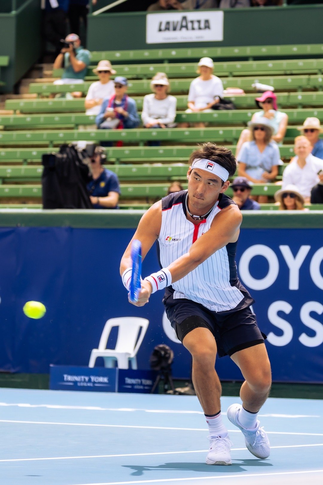 布勃利克打入世界前十后首秀就被布云朝克特直落，遭遇下马威（不是~表演赛布云朝克特