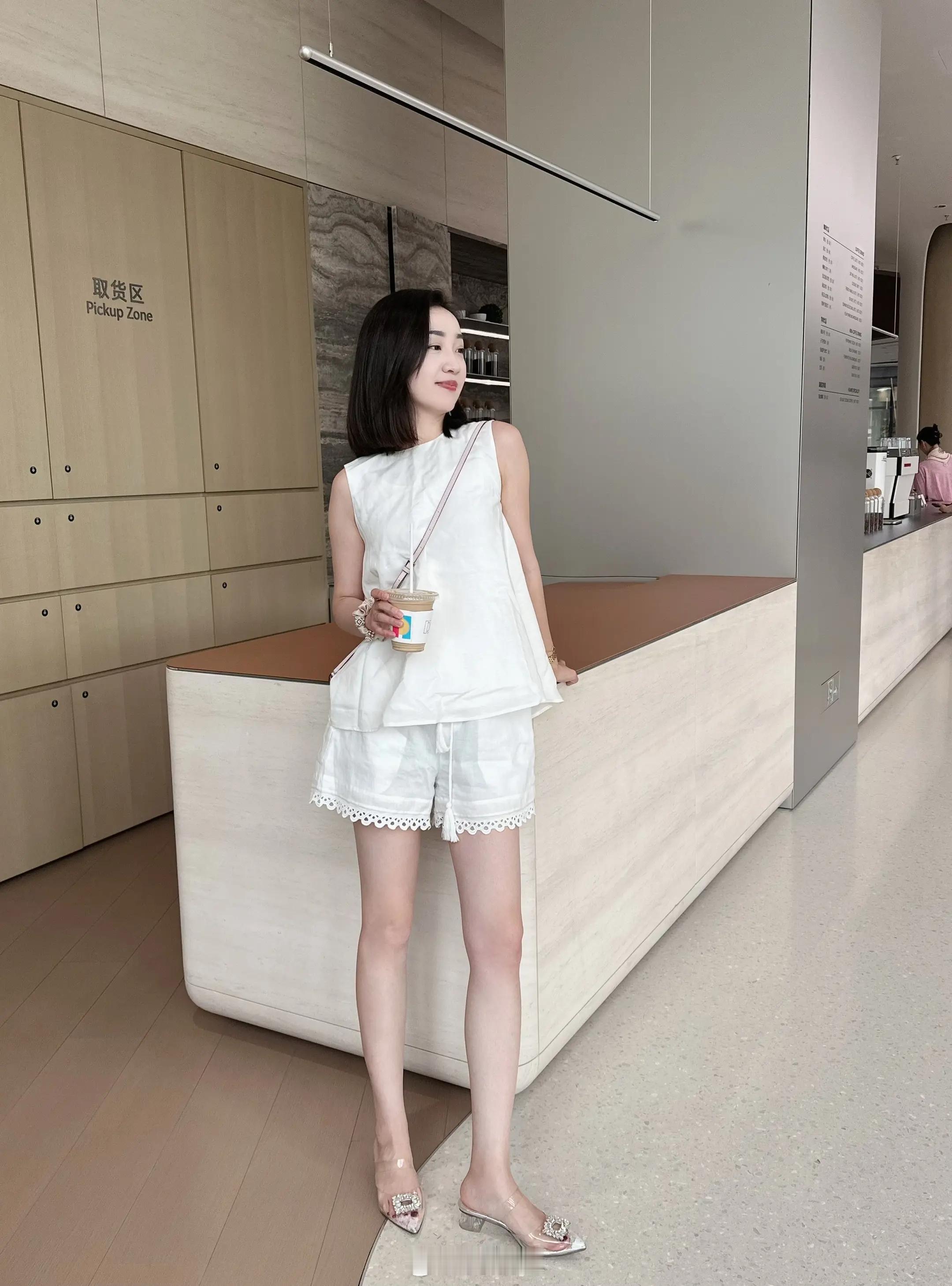 气质小阿姨[玫瑰][玫瑰][玫瑰]​​​