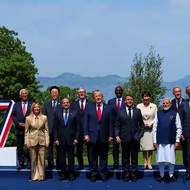 G7峰会开完了，七个国家领导人放话说要先收拾俄罗斯，腾出手来再对付中国。话说得挺
