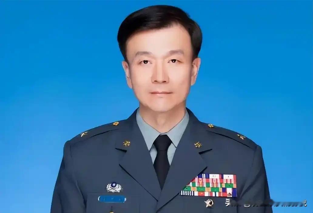 于北辰喊话郑丽文，拜托了不要去凭吊吴石好不好？他不是“二二八事件”受难者，他是蒋