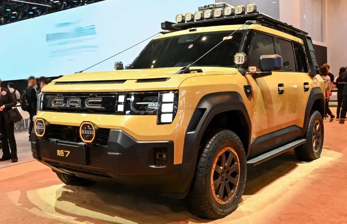 2026年北京车展：传祺越7和北京81怎么选？先说说传祺越7，这车一亮相就挺吸