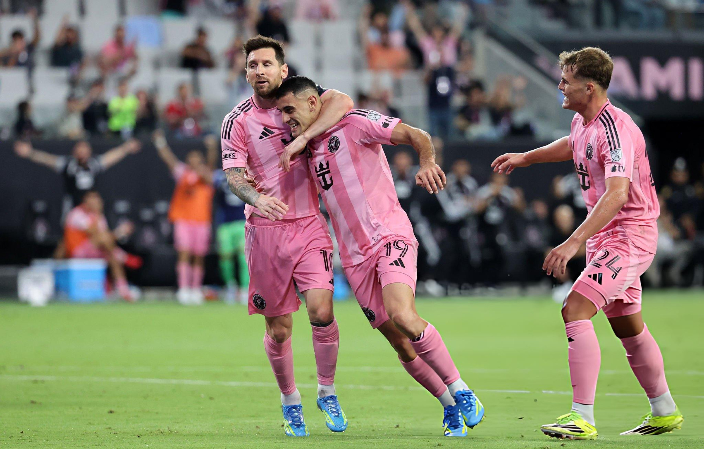 全场比赛结束，最终迈阿密国际在主场2-2战平纽约红牛，西尔维蒂和贝尔特拉梅各进1