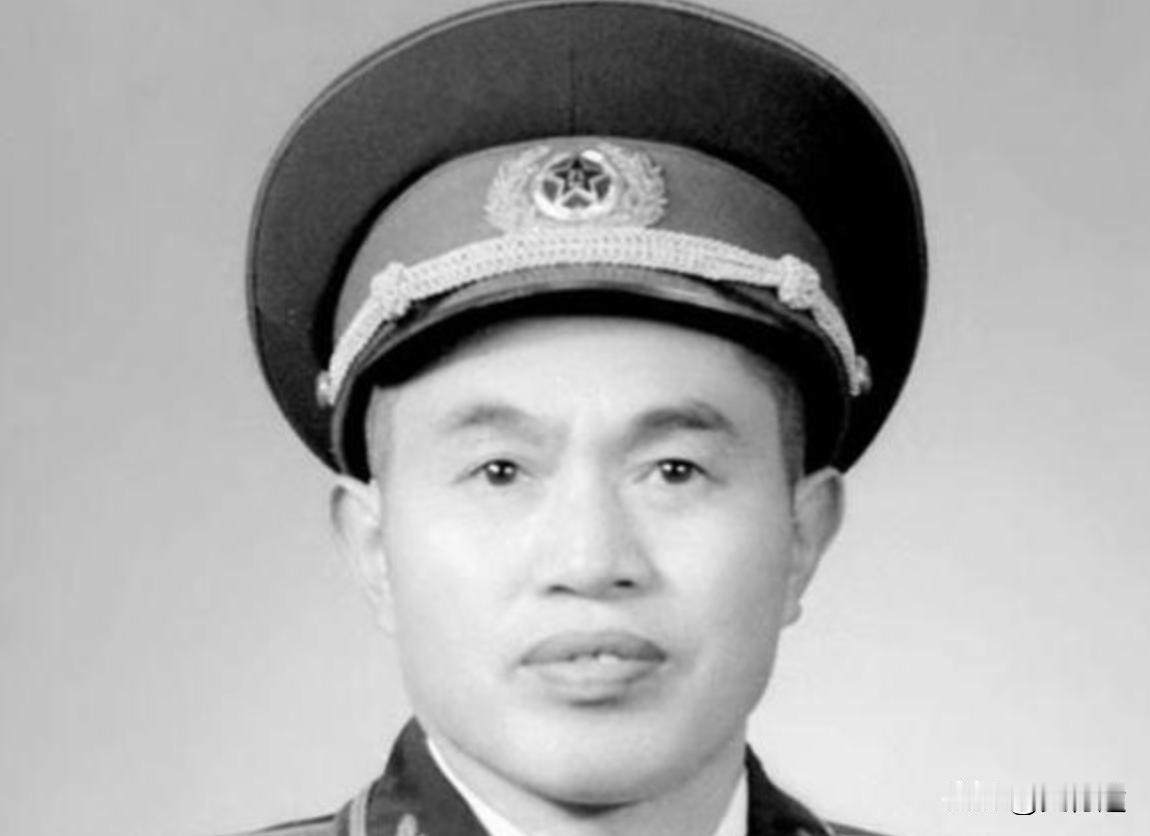 1976年7月8日，北京解放军301医院，上午8点半，正在住院的张爱萍将军接到军