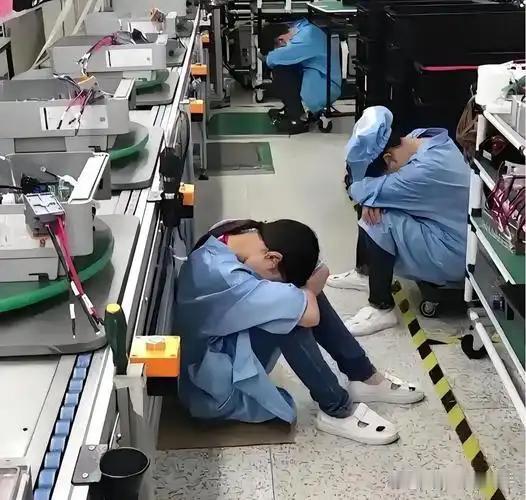 过去面对欧美以“强迫劳动”“劳工权益”为由制裁中企时，国人的本能反应是“外