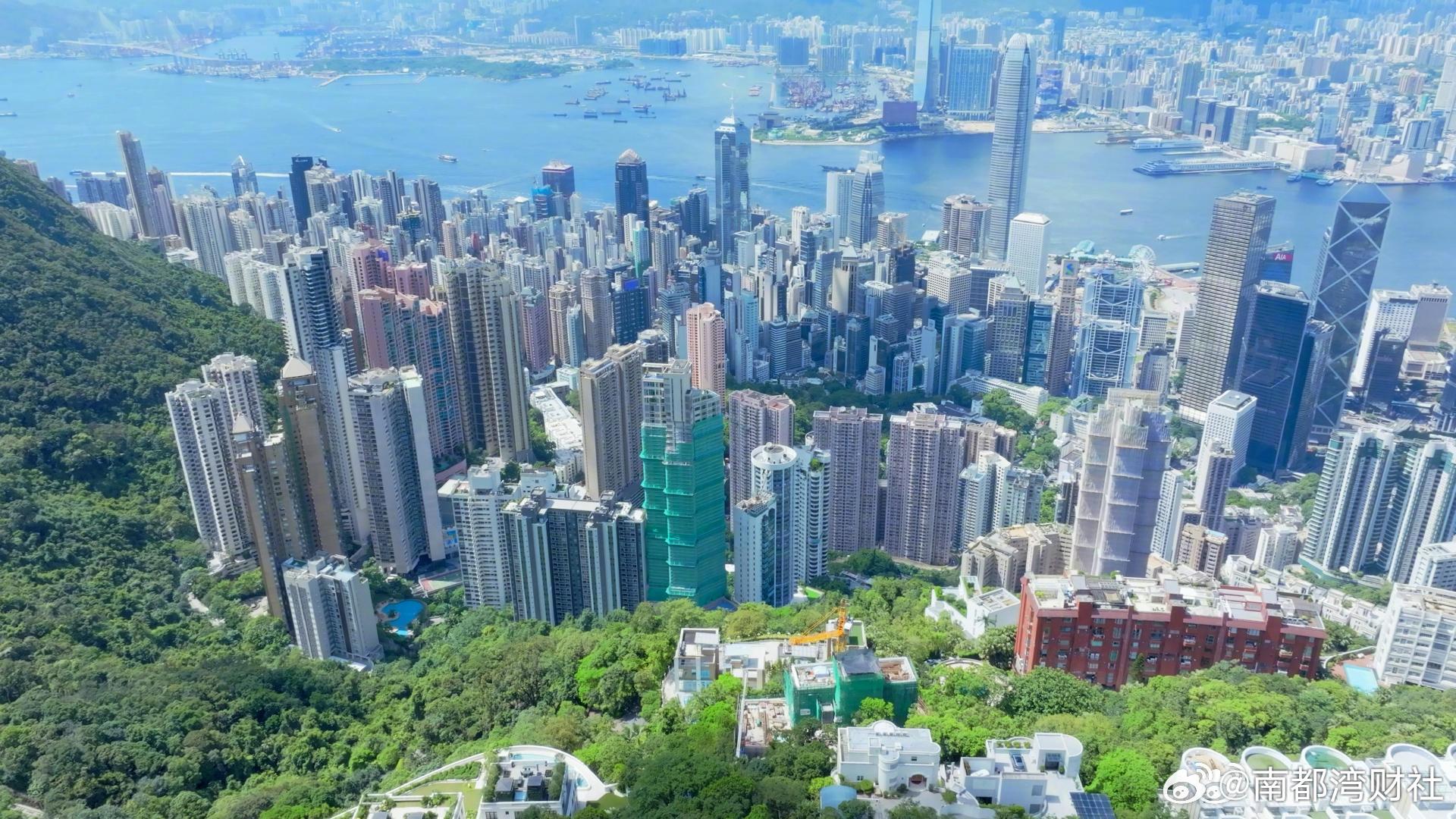 【#前4月香港亿元豪宅成交量创近四年新高#，预计今年亿元豪宅成交量有望突破200