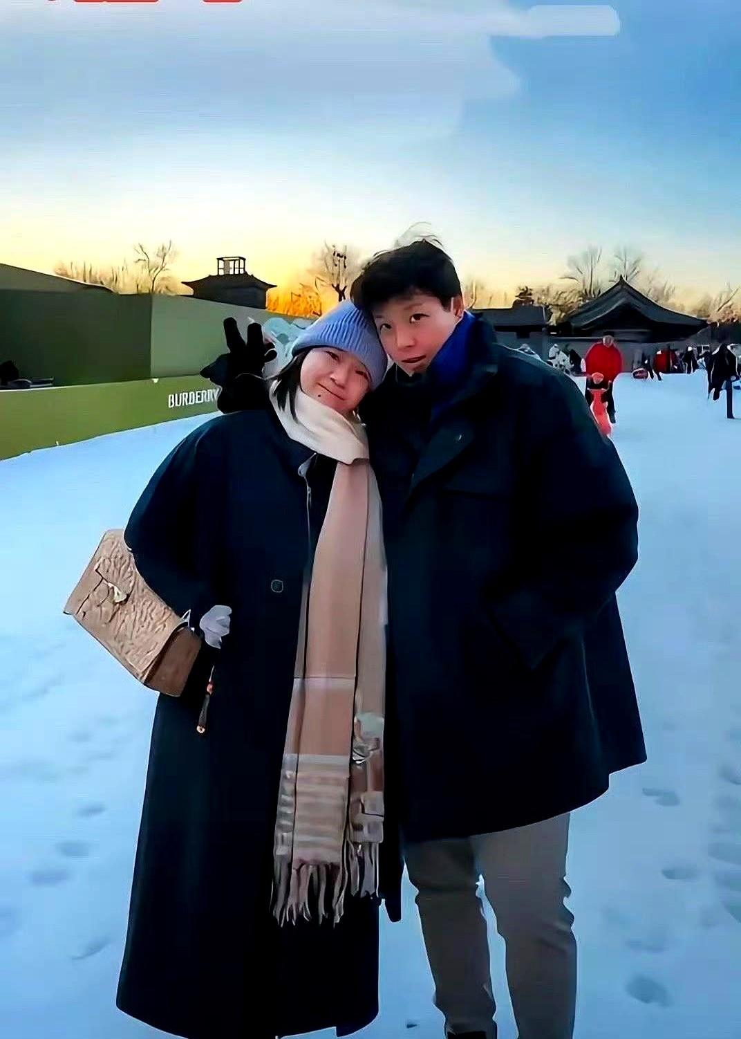 全红婵那张合照，大家都在猜她身高1米6。最近全红婵和陈艺文的合照刷屏了，照片