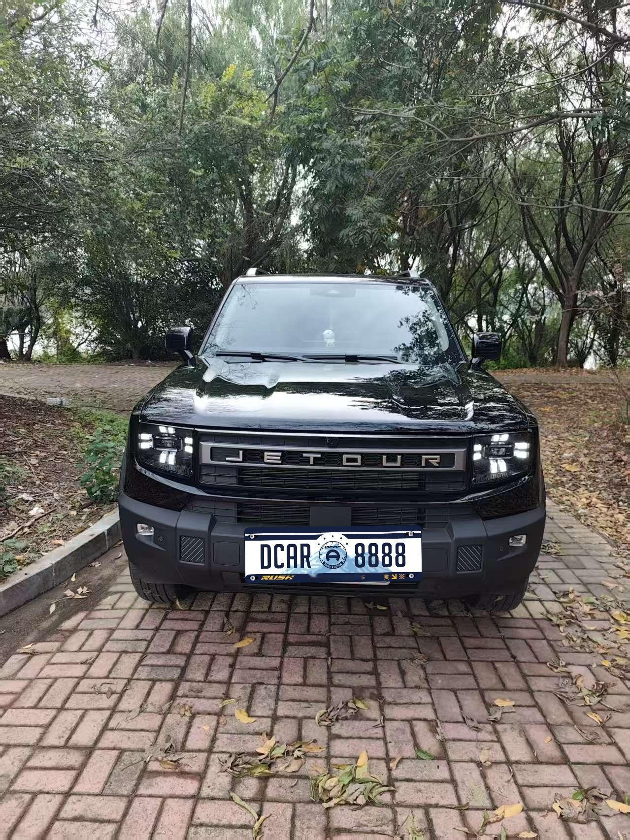 作为常年泡懂车帝的老司机，试过不少SUV，最后越看越上头的就俩，捷途旅行者CDM