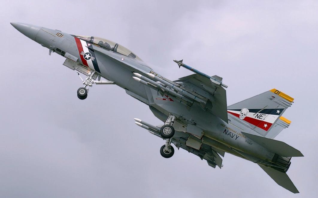 2026年刚开始，美国就要撬走我国军工客户-孟加拉国。而且要给F-18EF战机。