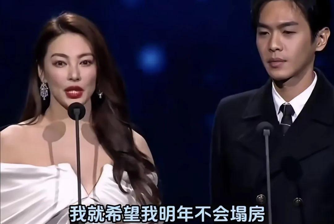 一句“我准备好了，请指示”，正在悄悄废掉我们这代人。听起来多专业。多可靠。