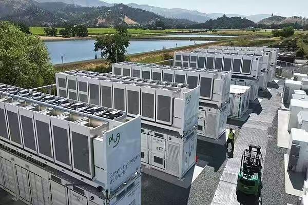 大豆、稀土之后，中国又出一张底牌，美国彻底傻眼了！近日，中方对高端锂离子电池的出