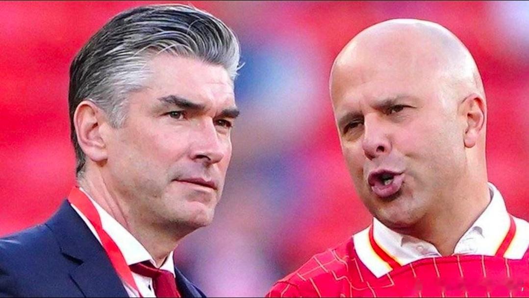 绿帽哥：关于斯洛特新合同的谈判已中止，高层对战绩并不满意据国外博主“绿帽哥(in