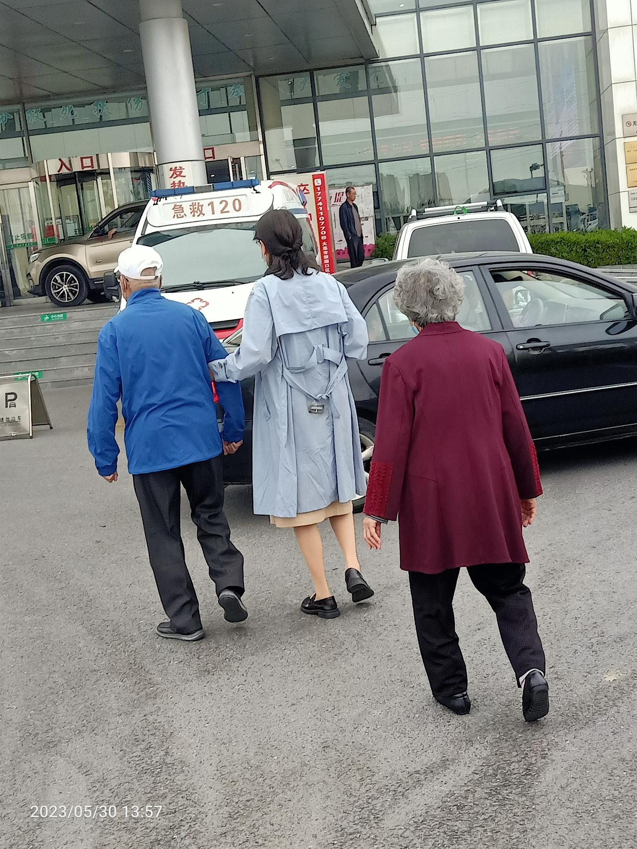 “命中福气莫享尽，须留三分余后人”很早的时候读到这句话，真的觉得