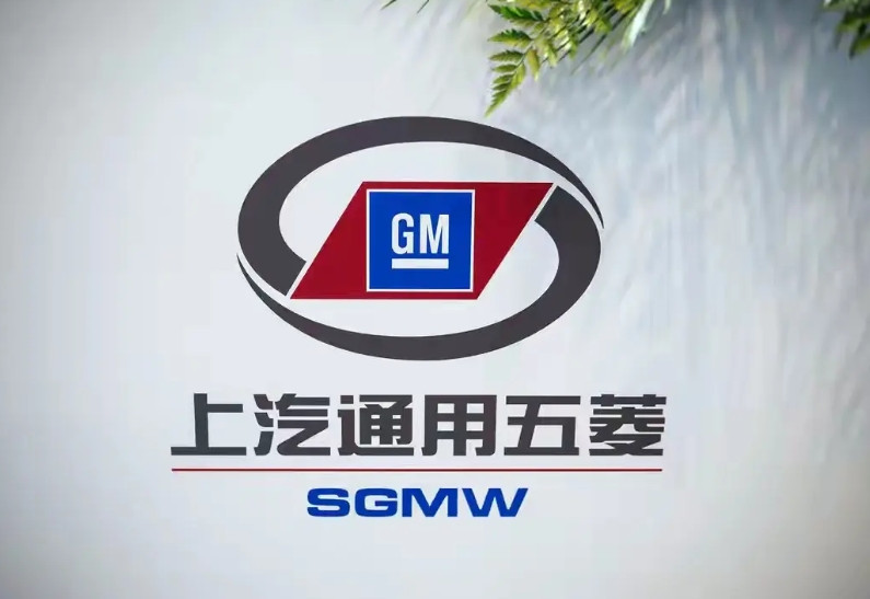 随着上汽通用五菱最后一家与华为签约，所有乘用车国企全面投“华”，要么采用华为的H