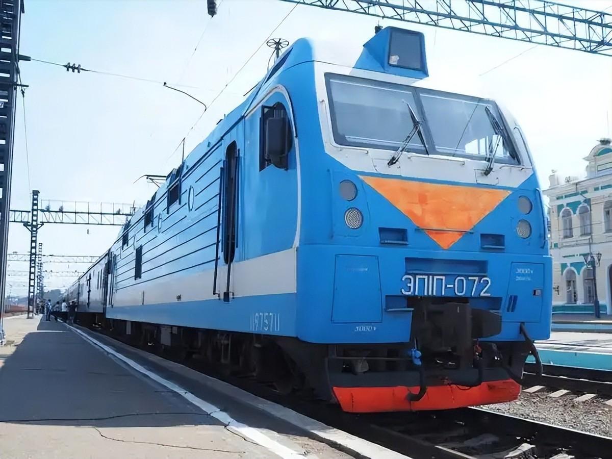 全球大部分国家的火车，一踏入俄罗斯境内，就得乖乖“脱胎换骨”——把整个底盘连带轮