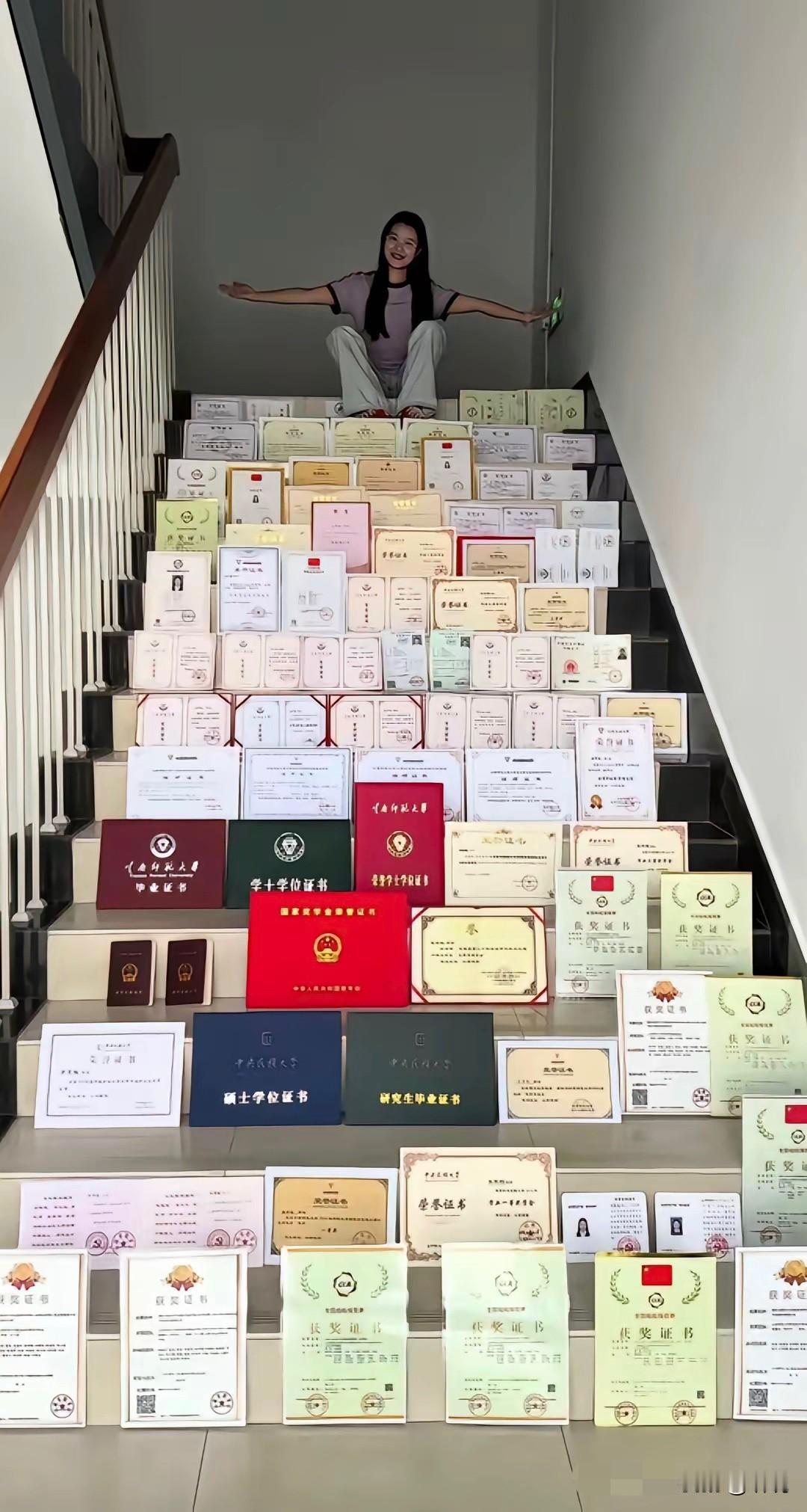 这毕业工作一个月得多少钱啊，估计赚的根本花不完