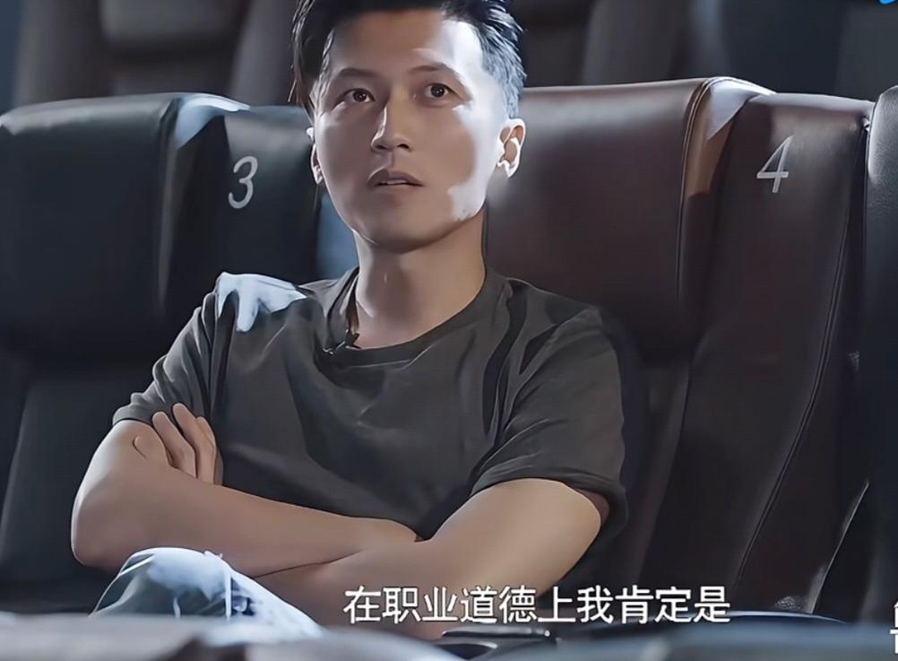 鲁豫问谢霆锋：“你是个好演员吗？”谢霆锋特别实在地回答：“在职业道德上我肯定