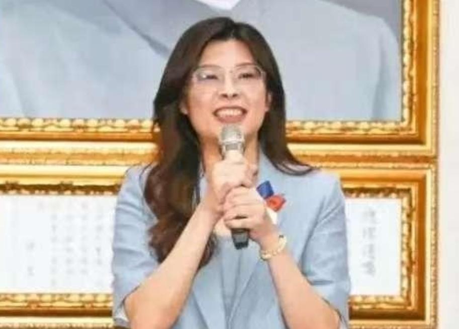 郑丽文罕见的谈到了，两岸统一问题！她表示，统一有两个条件，第一是要和平，第二是要