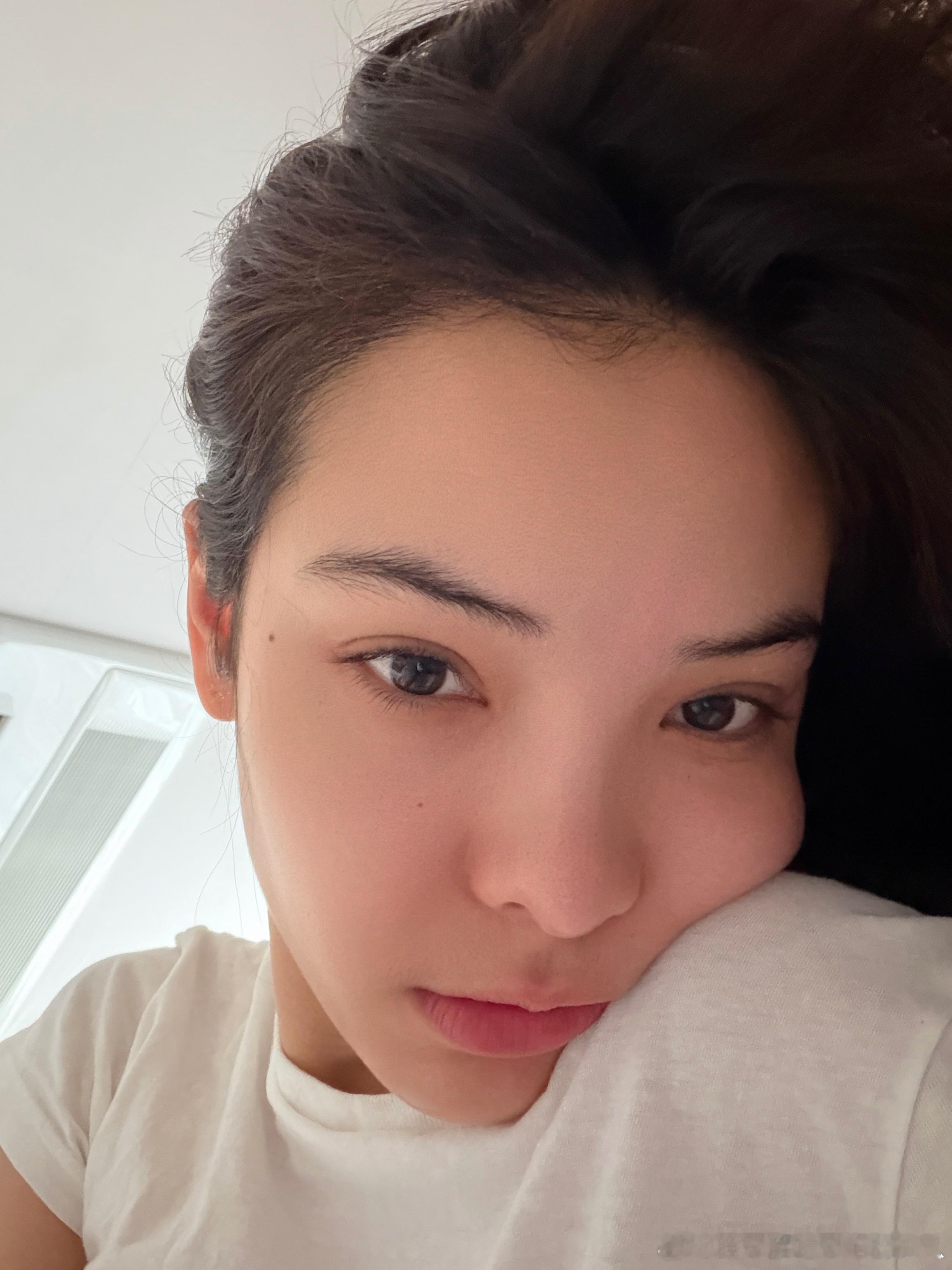 每日一善传播正能量是一份积极的心态，可以让不良情绪释放干净，使自己的