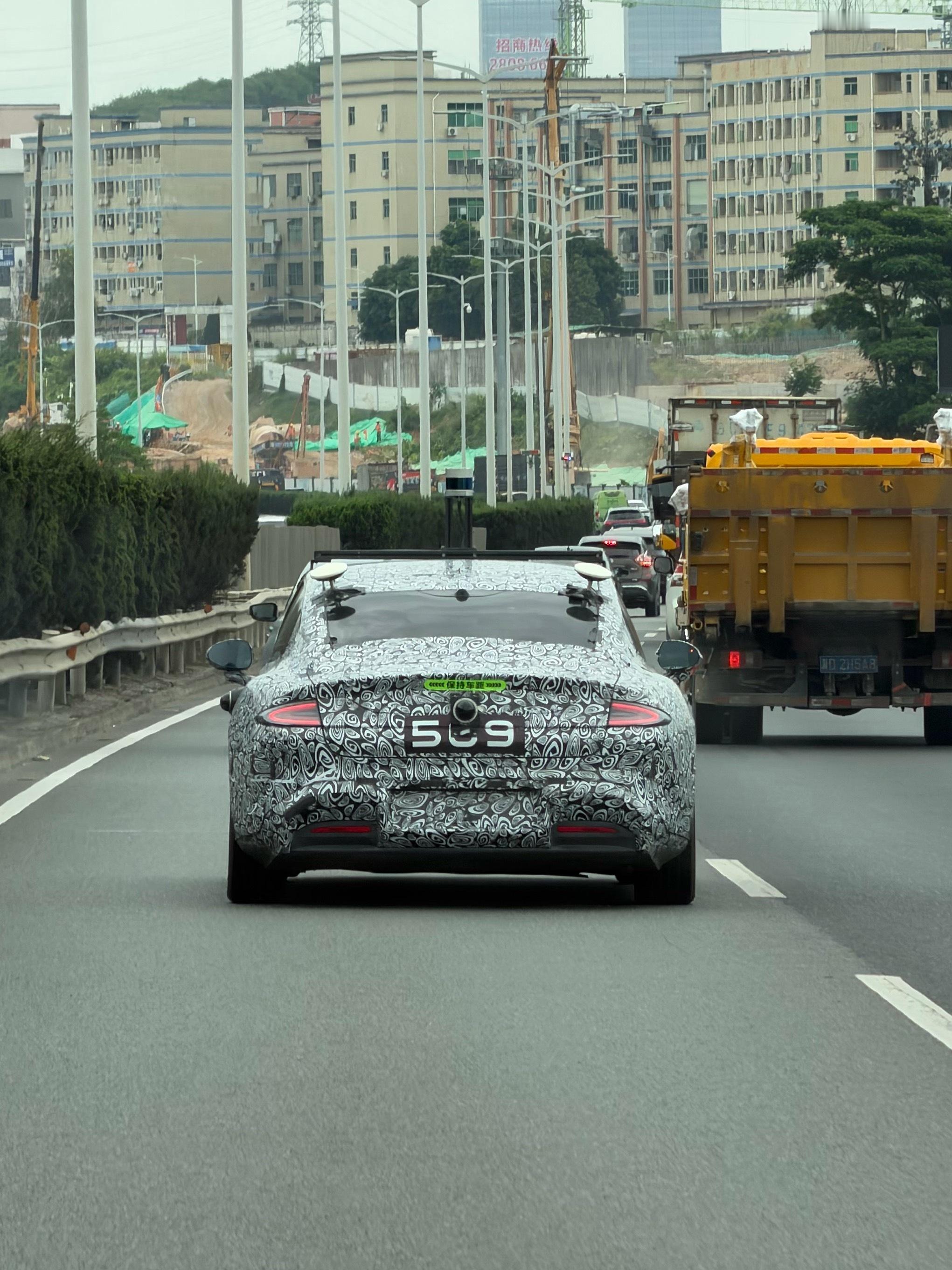 路遇SU9其实不是，细看是509