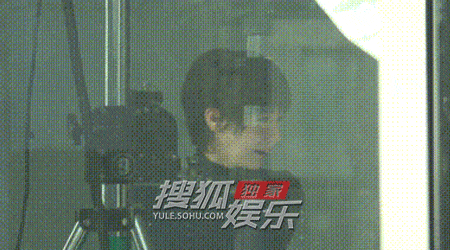 迪丽热巴的短发造型来了，好看吗？