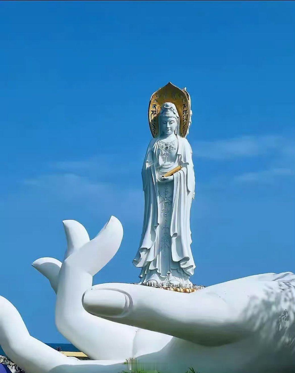 菩萨5次伸手，4次错过。最后一次，这一次，只一句“诸事顺利”，便能结缘佛法，