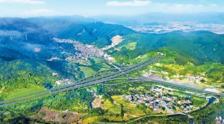 【正式开工！福州再建一条特长隧道】福州山多，进出城的公路、铁路修建的隧道也多！