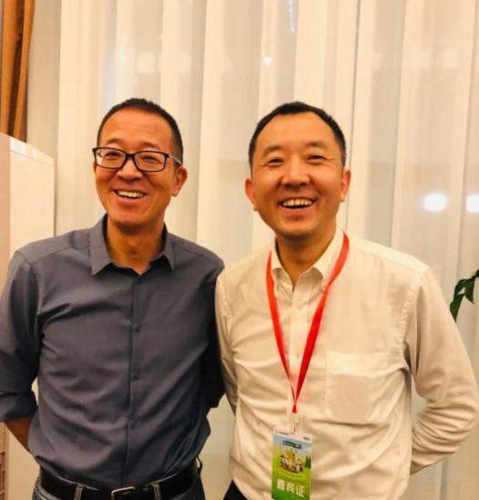 2015年8月，陈行甲把巴东县县长刘冰送进监狱后，问刘冰：“你当初为什么处处针对