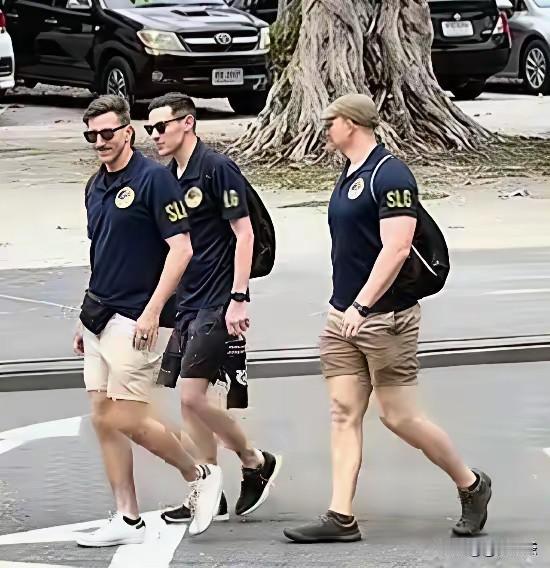 千万不要被这些打扮整洁的美国大兵们（图1）迷惑了，他们这身行头很可能是他们最后1