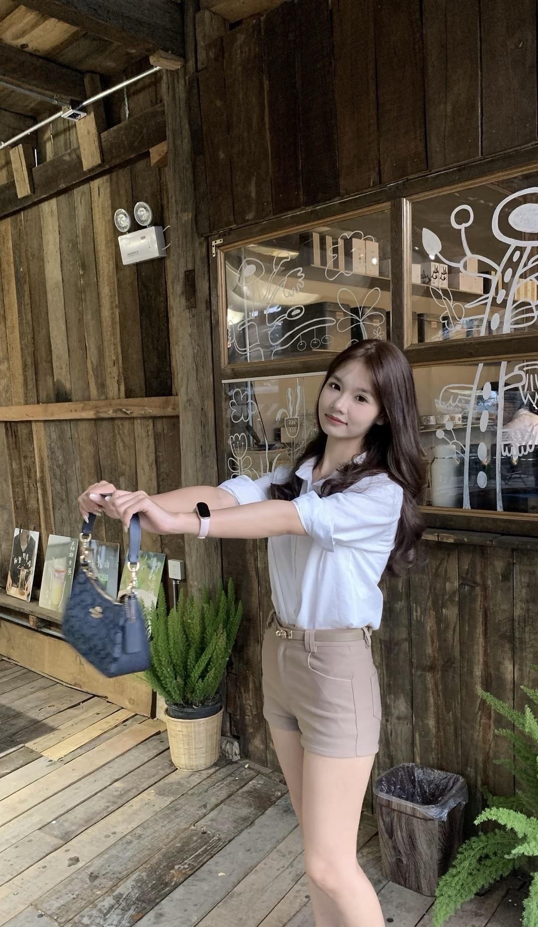 拍摄人像有哪些常用的姿势