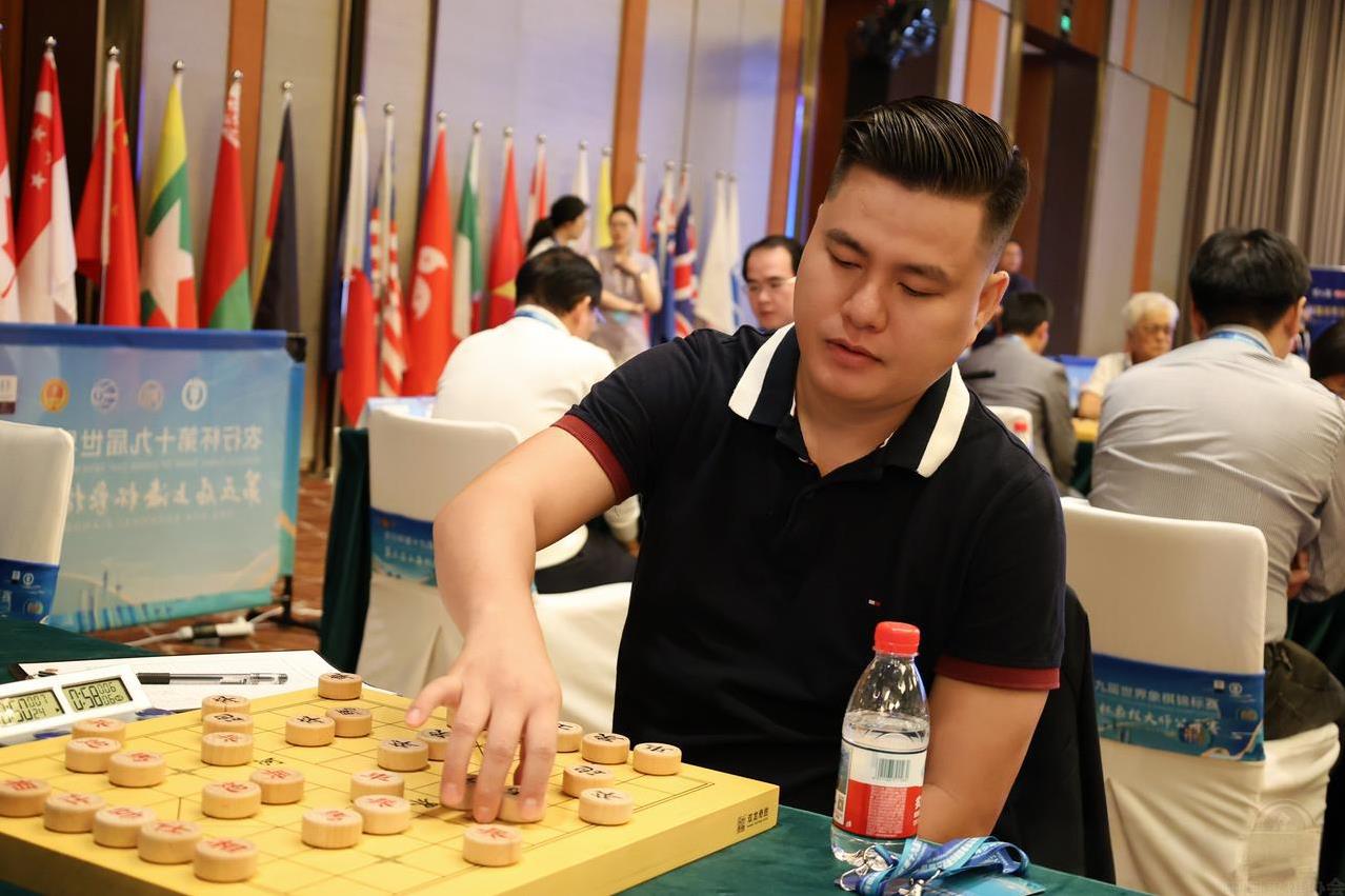 2025世锦赛男子个人冠军丢了，棋迷想不通，尹昇与孟繁睿不弱，赖理兄怎么可能夺冠