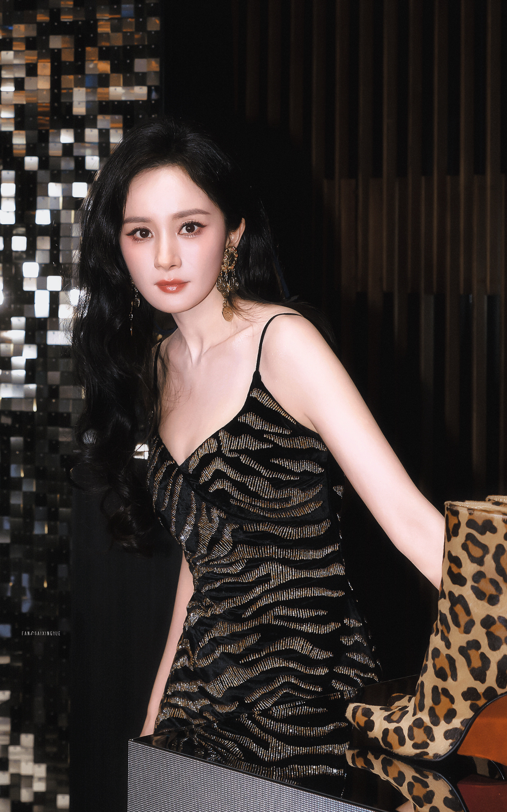 ▪️杨幂｜SW14p美神降临🐆杨幂杨幂猴娃旧照