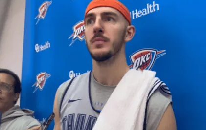 NBA常规赛前，雷霆球员亚历克斯-卡鲁索接受媒体采访，在谈到对于今日比赛的取胜决