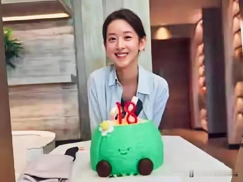 刘强东跟章泽天！不装了！婚变传闻仅10天，31岁章泽天高调官宣喜讯，终于等到