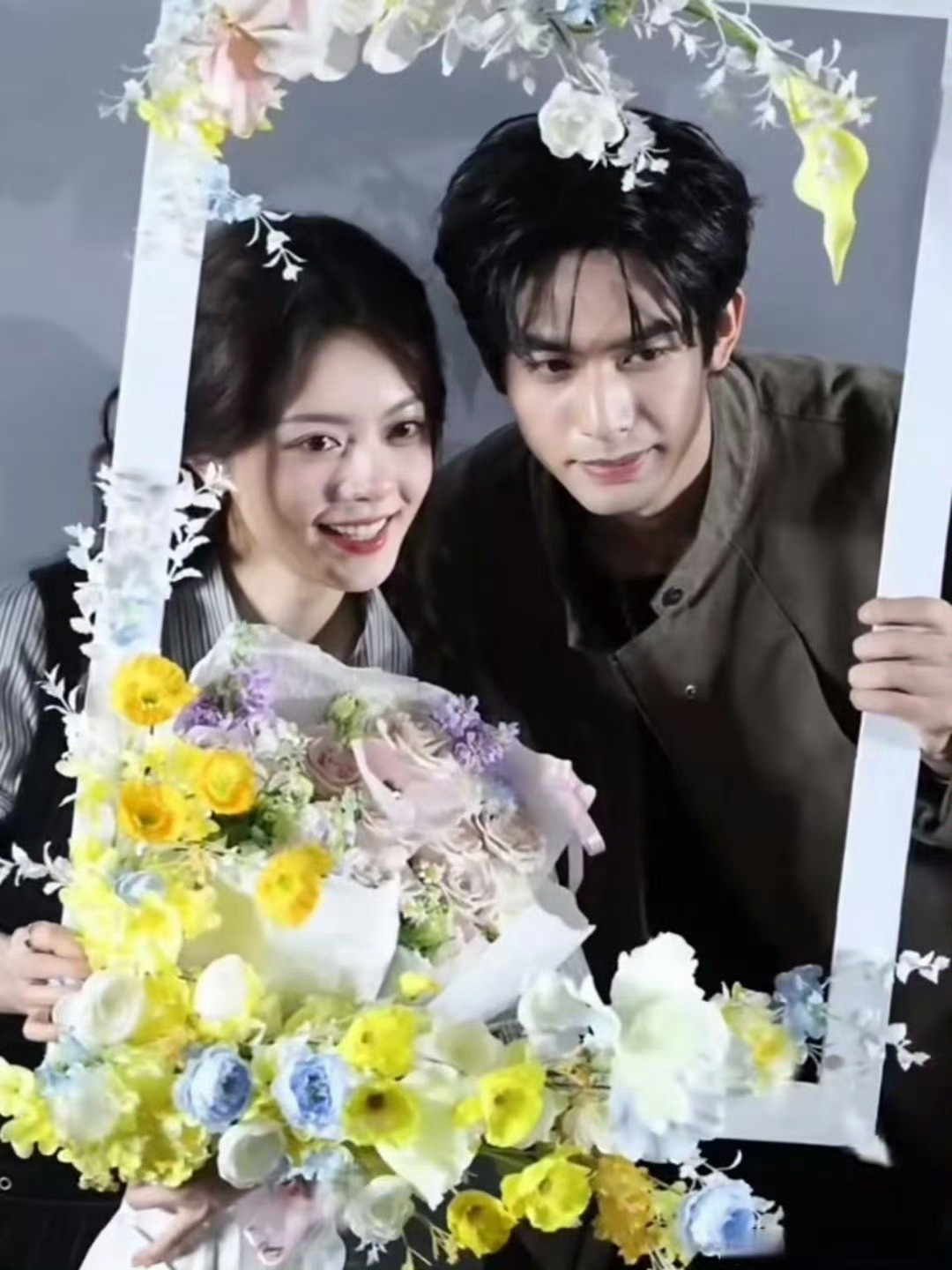 谁在说赵今麦土啊！！！长这么漂亮土哪里了，随手截图都美死了