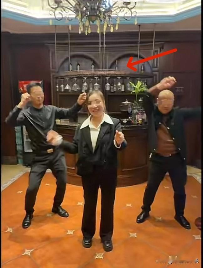 开业才半年！这家足浴店老板估计悬了！无人值守单位一抓一大把，看了澜风足浴火灾