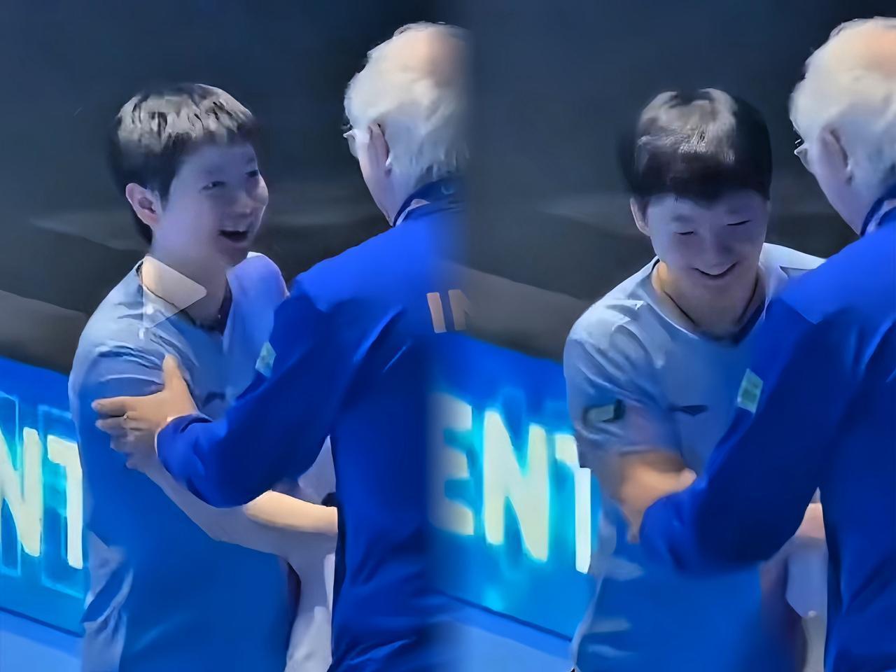 莎莎今天的比赛赢得又漂亮又大气！3-0获胜后，第一个动作就是跑去和对手教