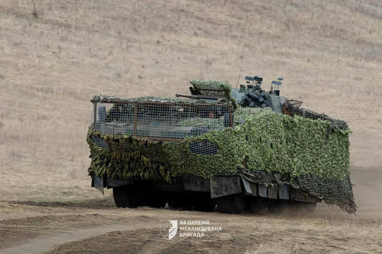 所有人可能都没有想到，欧洲援助资金给了乌克兰。乌军没有订购美国M2布拉德利，没有