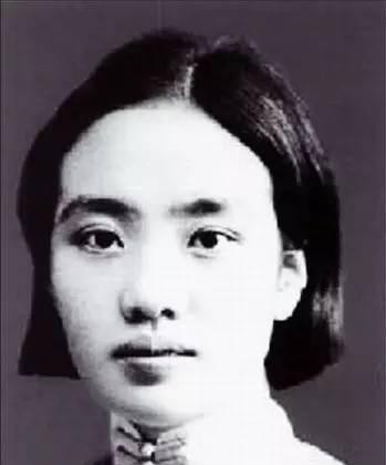 1978年，党组织派人找到浦安修，向她移交了补发给彭德怀元帅的48000元工资稿