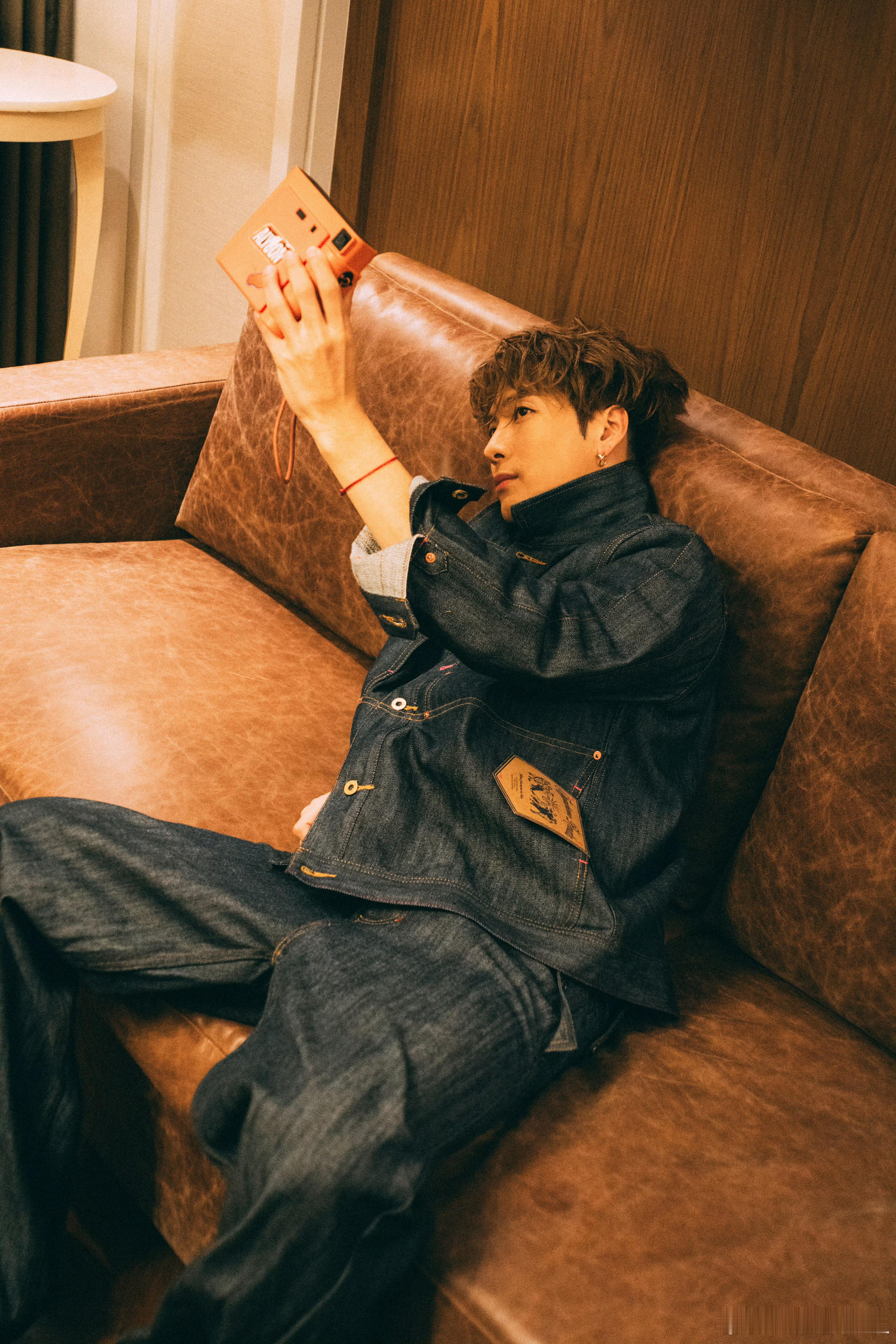 人夫感男友感王嘉尔