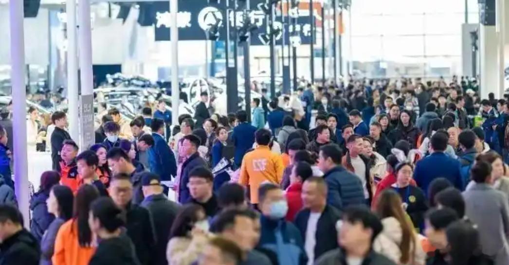 这个月的新能源车渗透率大概率超过60%了，12月第一周达到了62%，12月有可能