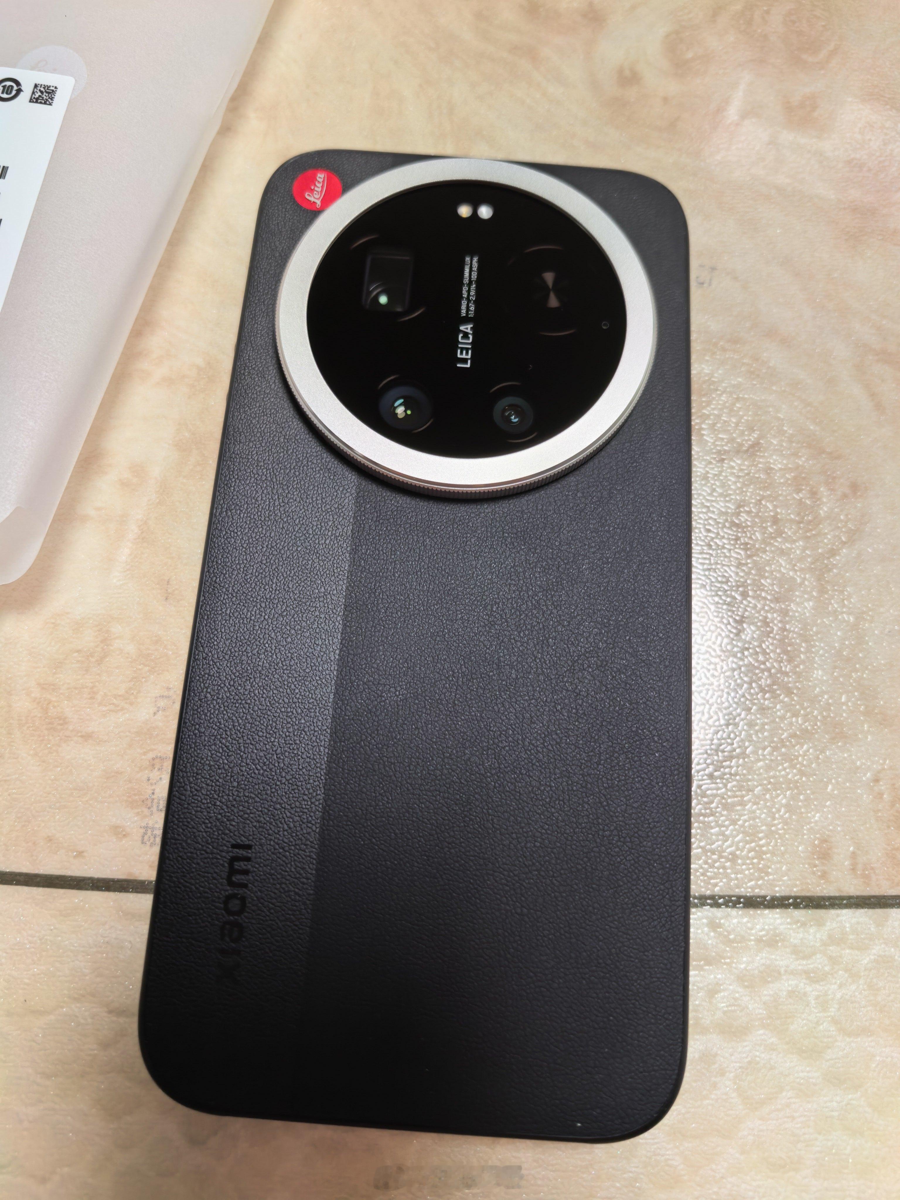 一觉醒来，群里又多了几个小米17Ultra高端用户，另外还有华为Mate80R