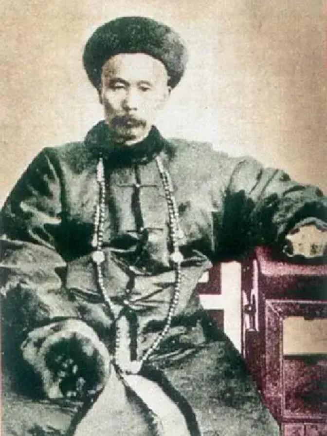 离了大谱！左宗棠断粮断饷，把军队扔在西北荒漠，竟然下令：全军原地娶妻生子？！李鸿