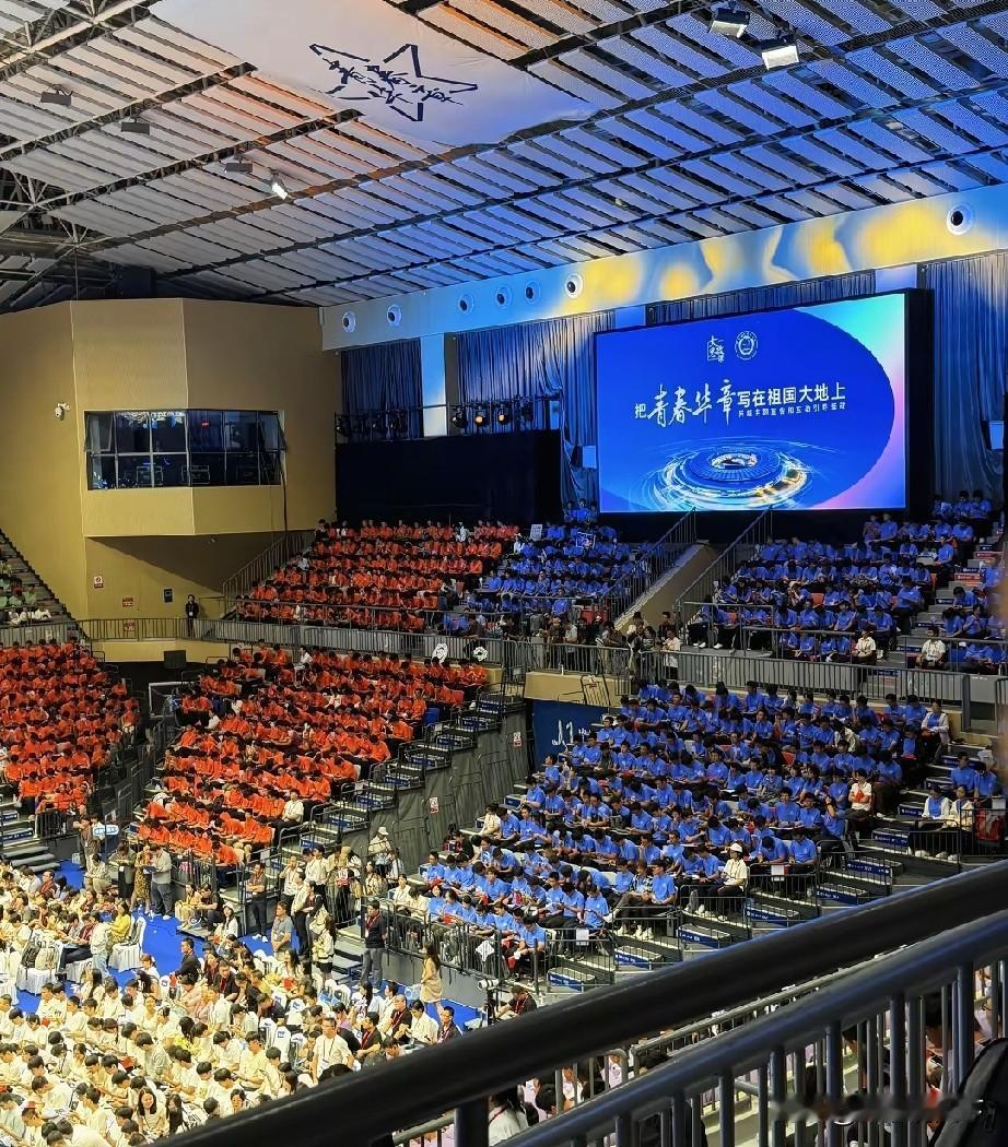 合肥市高校在校学生规模超92.8万人，加上搬迁到寿县新桥大学城的数据，近百万在校