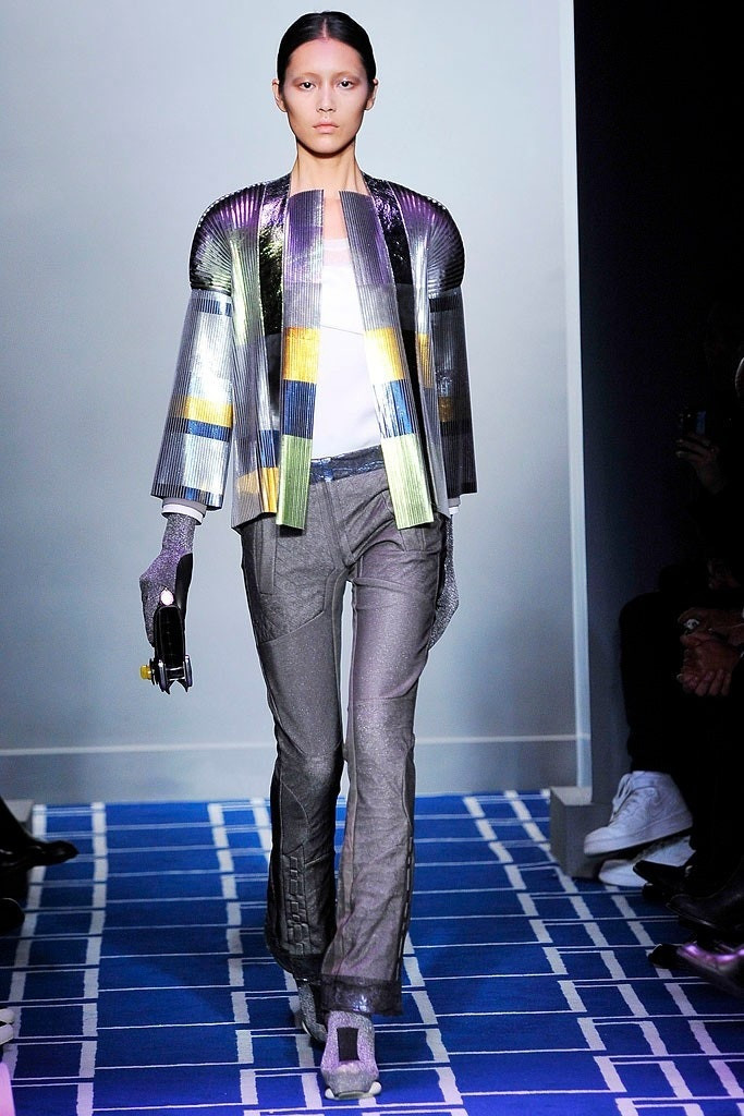 刘雯xBALENCIAGA16场！BalenciagaS/S2009Ba